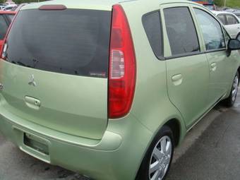 2002 Mitsubishi Colt Photos