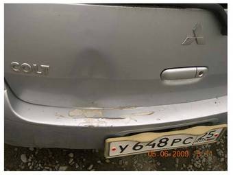 2002 Mitsubishi Colt Photos