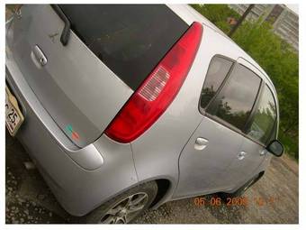 2002 Mitsubishi Colt Pictures