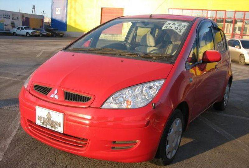 2002 Mitsubishi Colt