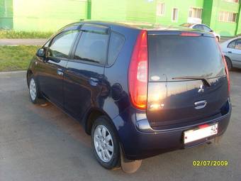 2002 Mitsubishi Colt Pictures