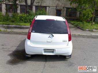 2002 Mitsubishi Colt Pictures