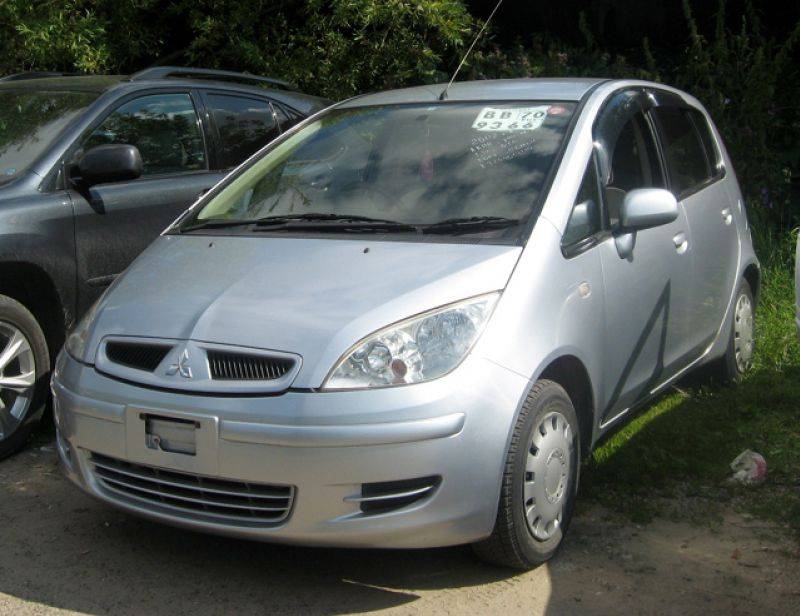 2002 Mitsubishi Colt