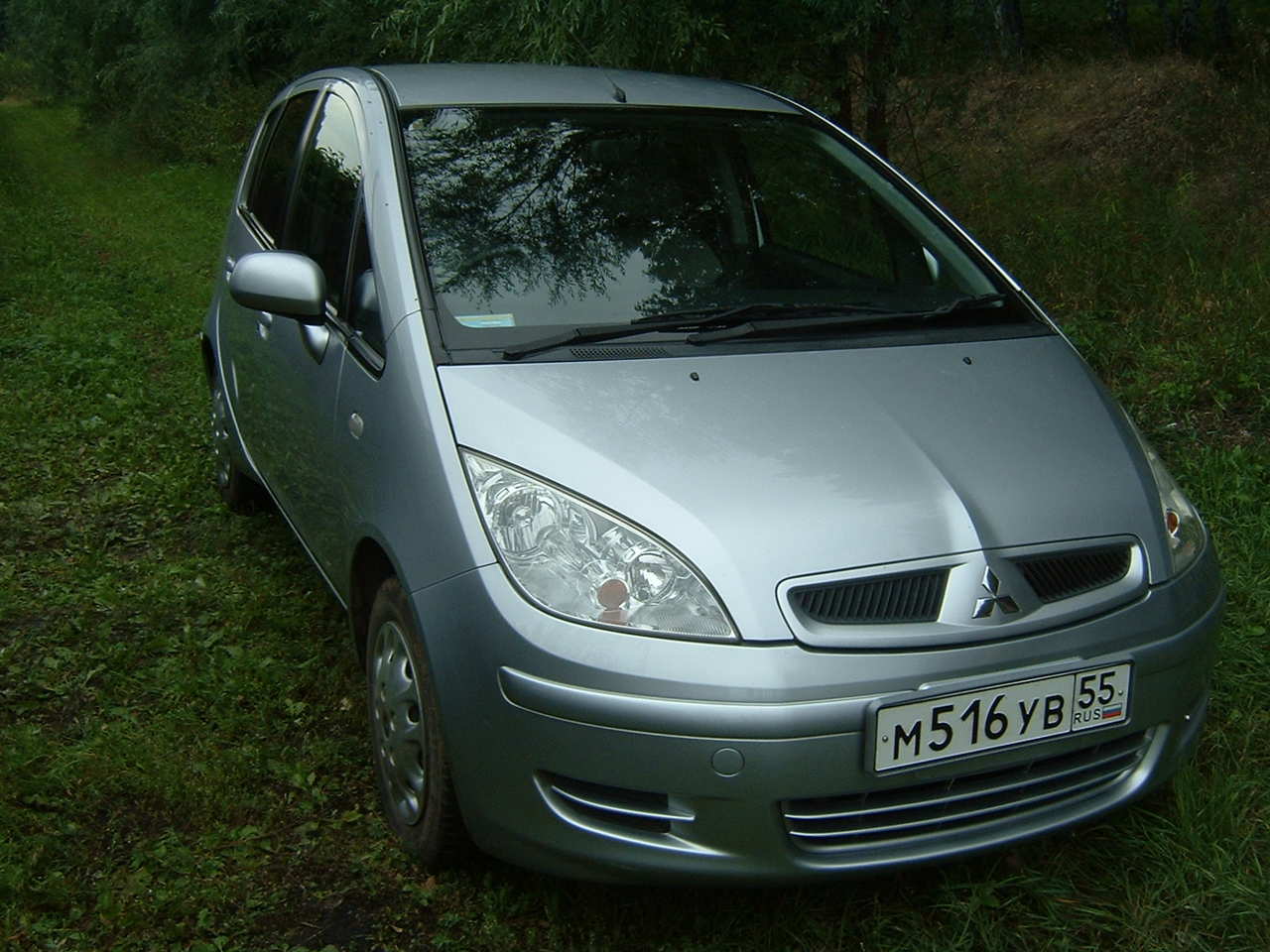 2002 Mitsubishi Colt