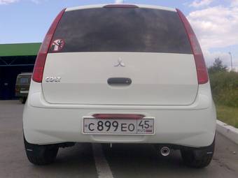 2002 Mitsubishi Colt Pictures