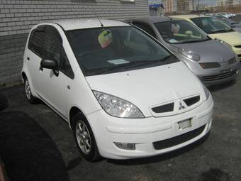 2002 Mitsubishi Colt