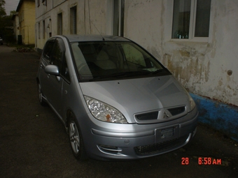 2003 Mitsubishi Colt