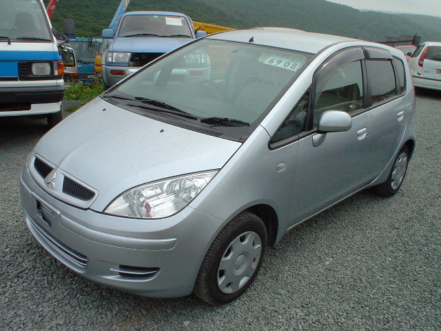 2003 Mitsubishi Colt