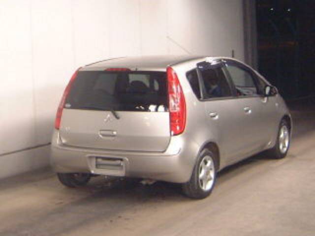 2003 Mitsubishi Colt