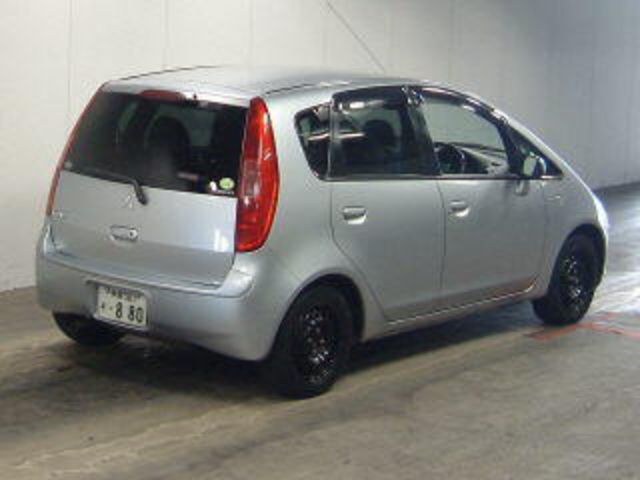 2003 Mitsubishi Colt