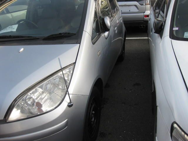 2003 Mitsubishi Colt