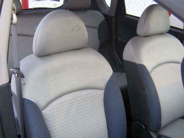 2003 Mitsubishi Colt