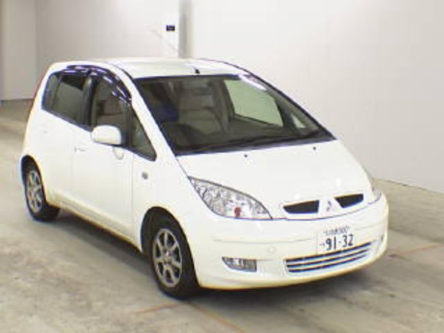 2003 Mitsubishi Colt