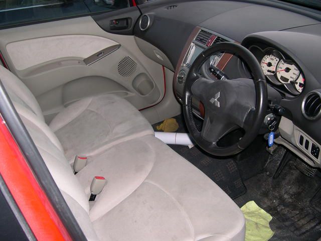 2003 Mitsubishi Colt