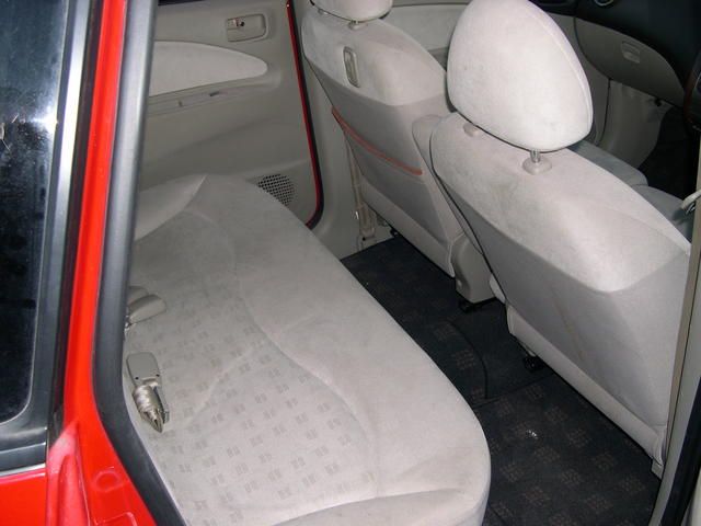 2003 Mitsubishi Colt