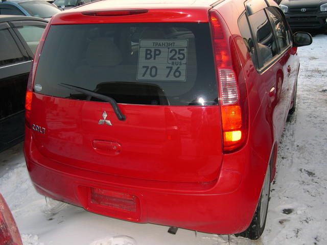 2003 Mitsubishi Colt