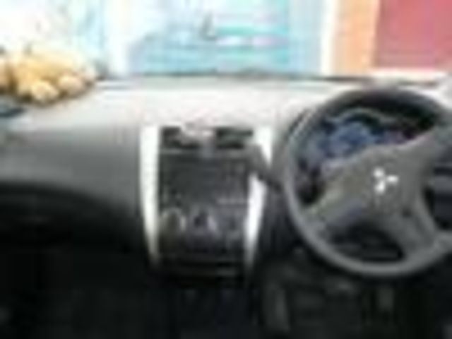 2003 Mitsubishi Colt
