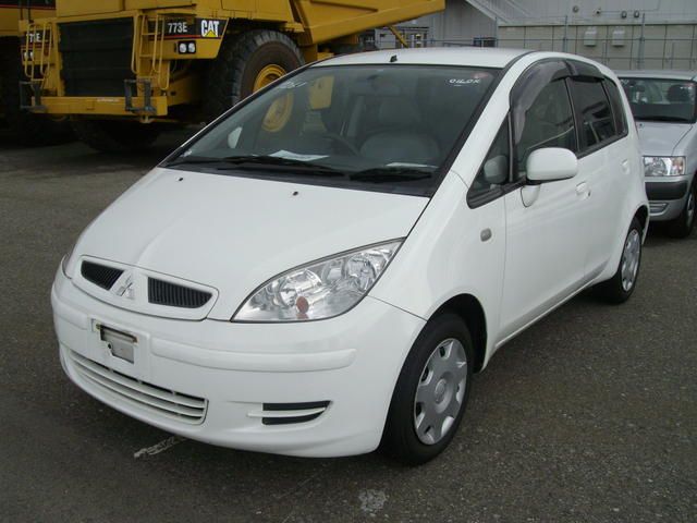 2003 Mitsubishi Colt