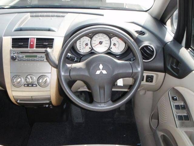 2003 Mitsubishi Colt