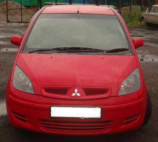 2003 Mitsubishi Colt