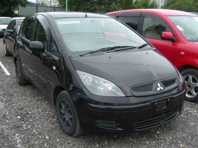 2003 Mitsubishi Colt