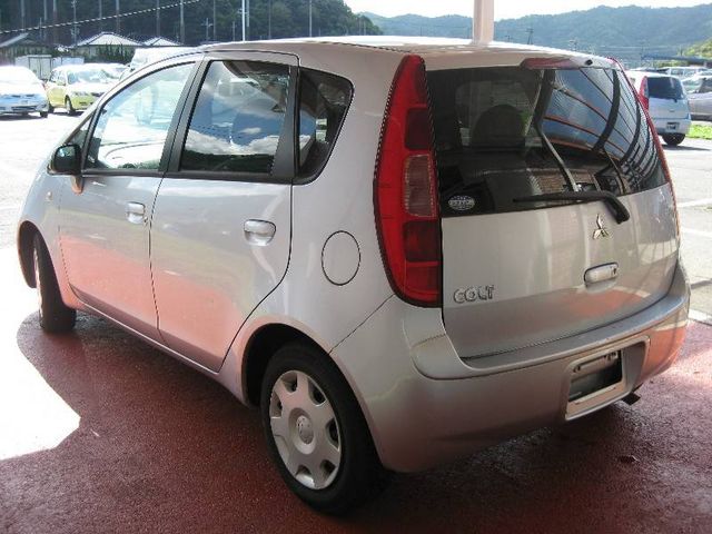 2003 Mitsubishi Colt