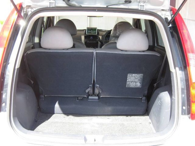 2003 Mitsubishi Colt