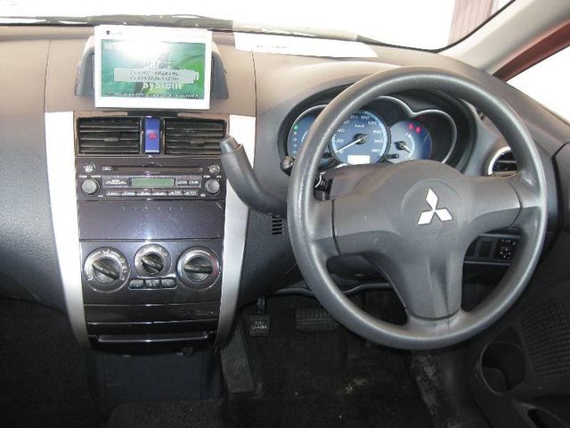 2003 Mitsubishi Colt