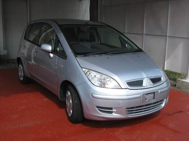 2003 Mitsubishi Colt