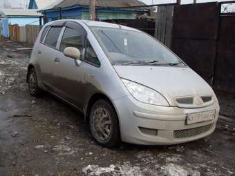 2003 Mitsubishi Colt