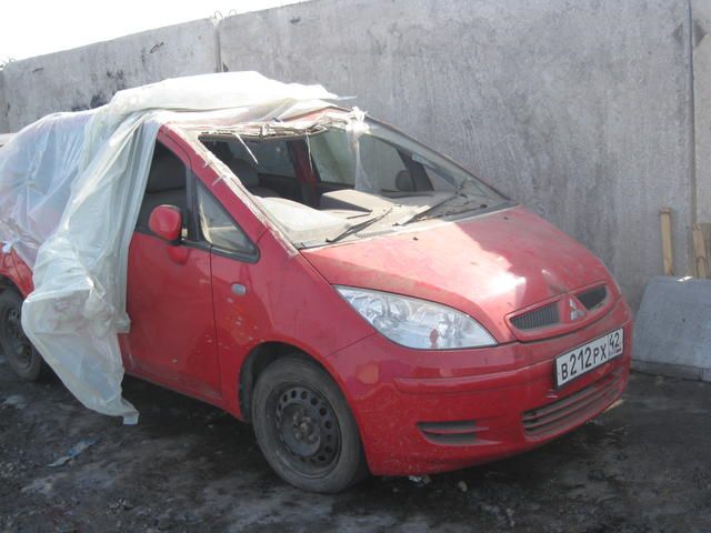 2003 Mitsubishi Colt