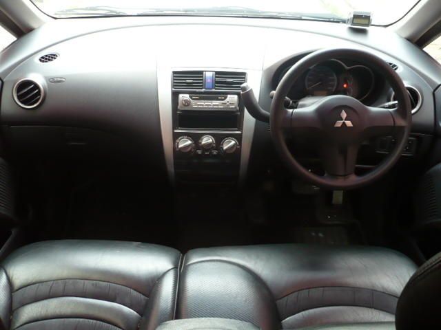 2003 Mitsubishi Colt