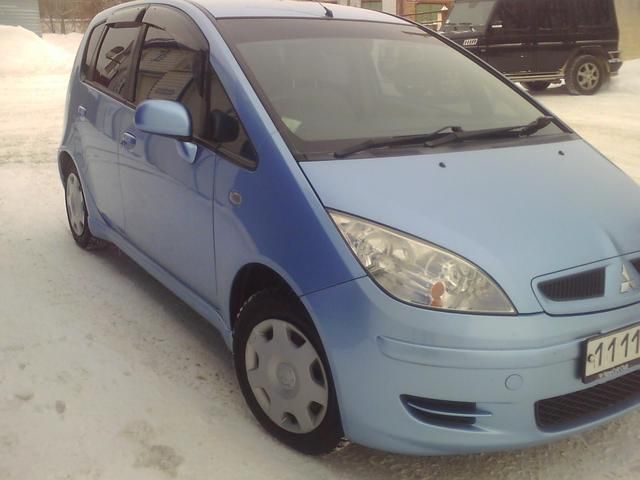 2003 Mitsubishi Colt