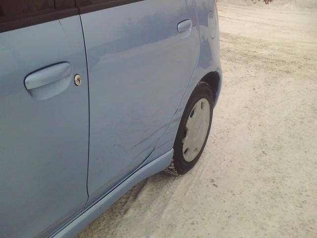 2003 Mitsubishi Colt