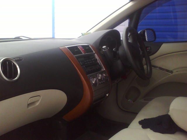 2003 Mitsubishi Colt