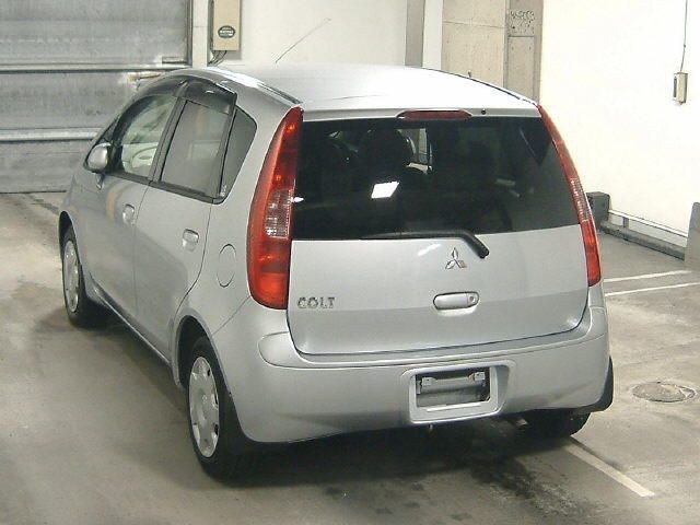 2003 Mitsubishi Colt