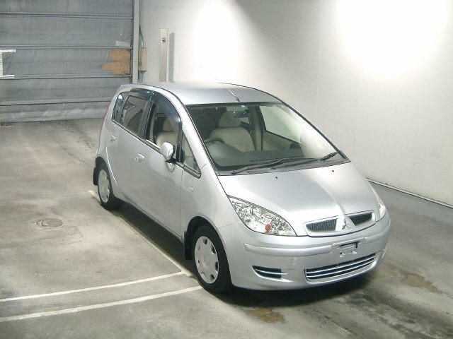 2003 Mitsubishi Colt