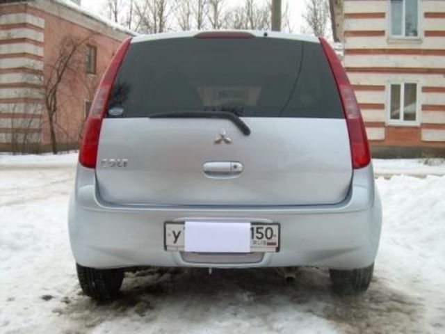 2003 Mitsubishi Colt