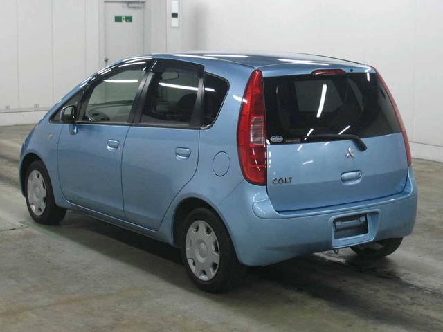 2003 Mitsubishi Colt