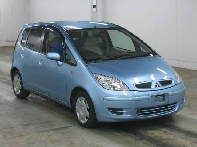 2003 Mitsubishi Colt