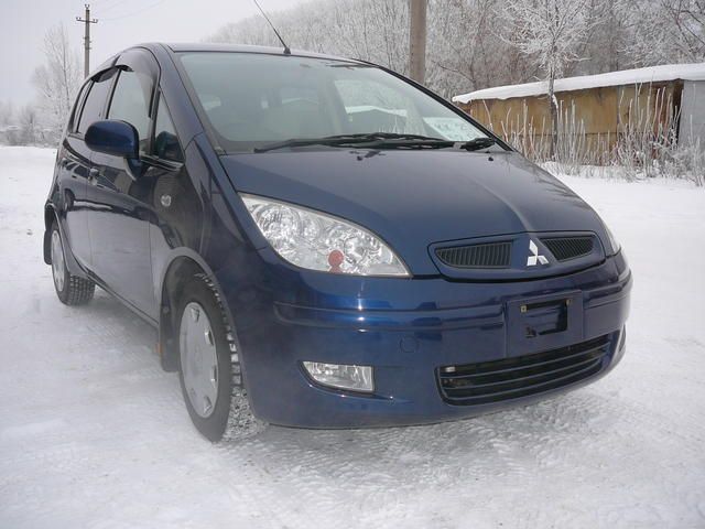 2003 Mitsubishi Colt