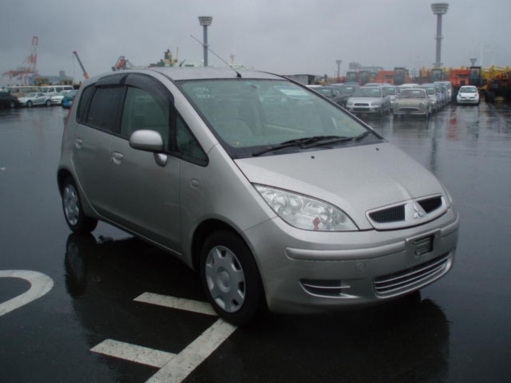 2003 Mitsubishi Colt