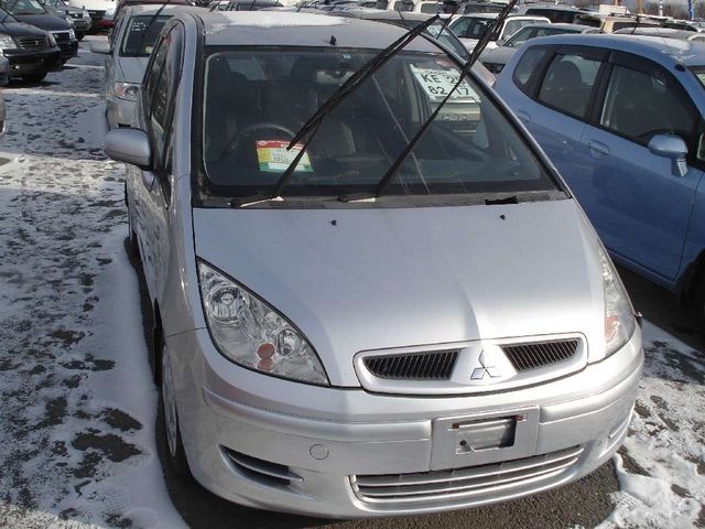 2003 Mitsubishi Colt
