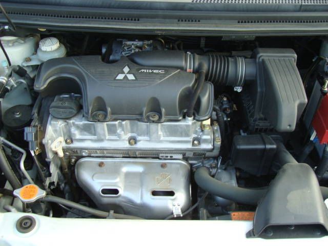 2003 Mitsubishi Colt