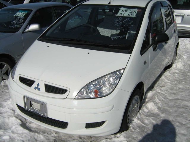 2003 Mitsubishi Colt