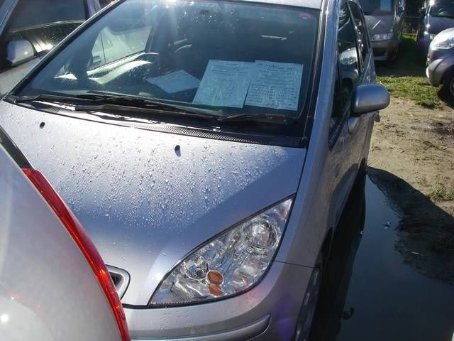 2003 Mitsubishi Colt