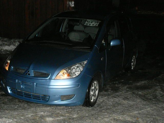 2003 Mitsubishi Colt