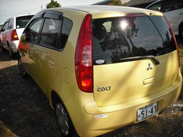 2003 Mitsubishi Colt