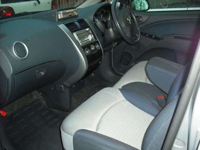 2003 Mitsubishi Colt