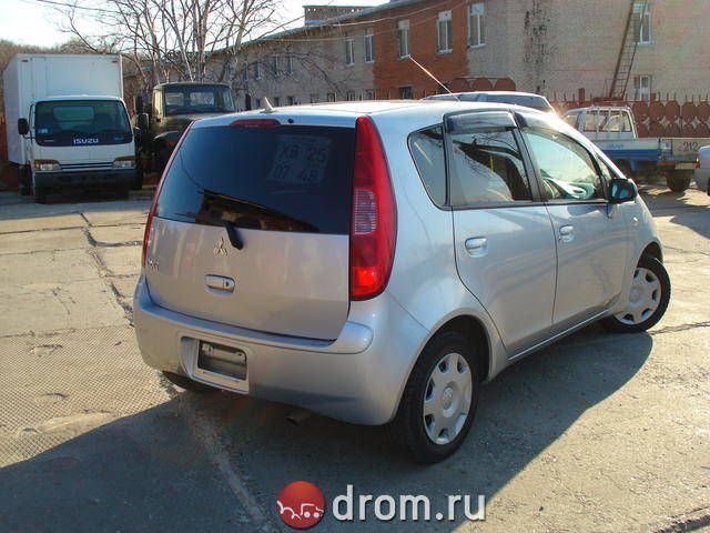 2003 Mitsubishi Colt